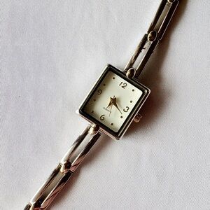 Elegant Silver Women's Watch